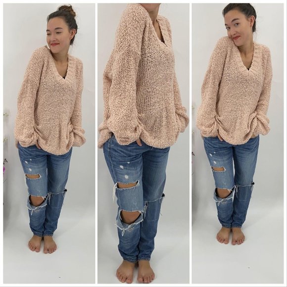 Susina Sweaters - V Neck Sweater NWT Peach